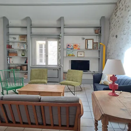 Loft Avec Patio Les Avignon アパート *