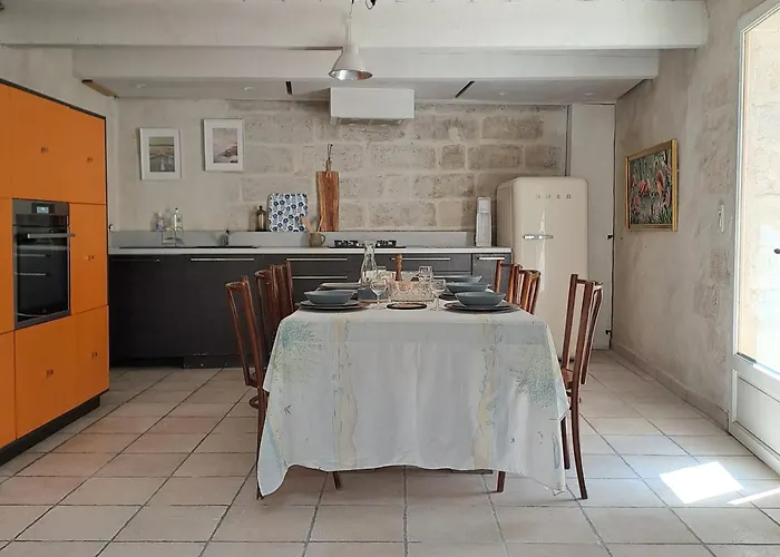 Loft Avec Patio Les Avignon * Villeneuve-lès-Avignon