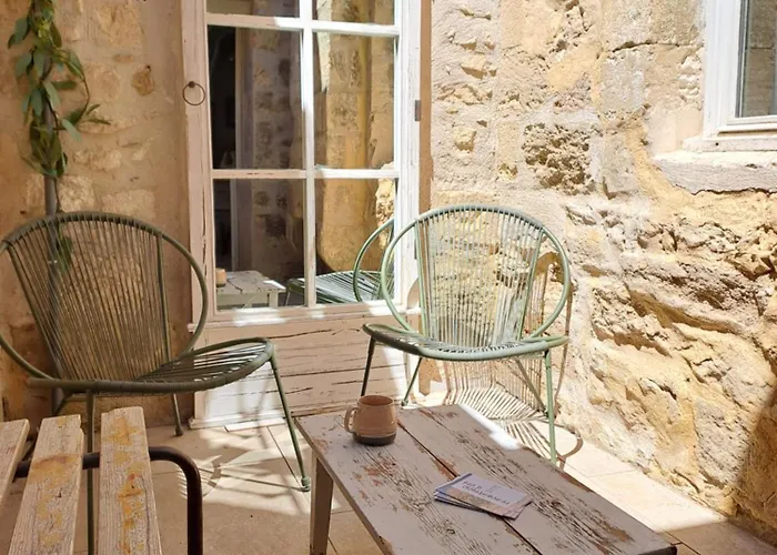 Loft Avec Patio Les Avignon Διαμέρισμα Villeneuve-lès-Avignon