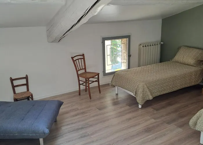 Διαμέρισμα Loft Avec Patio Les Avignon