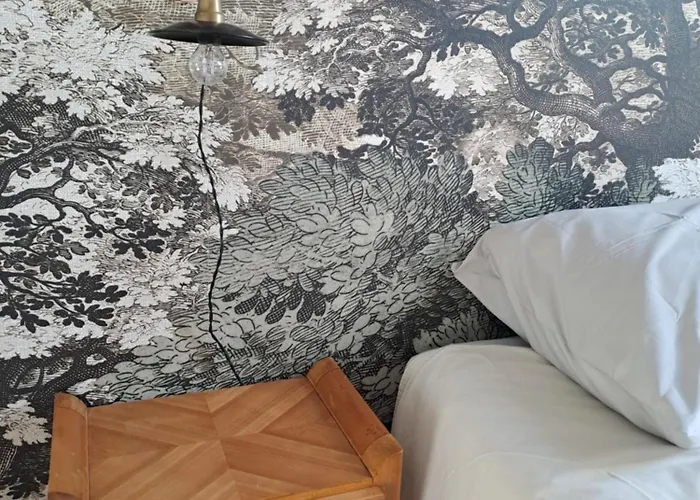Loft Avec Patio Les Avignon Διαμέρισμα *